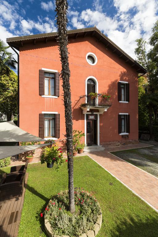 Casanova Bed & Breakfast