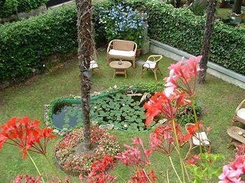 Casanova Bed & Breakfast 3*